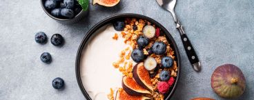 taça de iogurte com fruta
